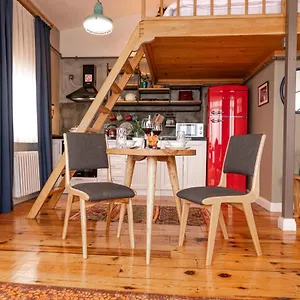 The Istanbuller Apartment