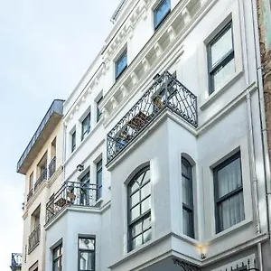 N Beyoğlu İstanbul