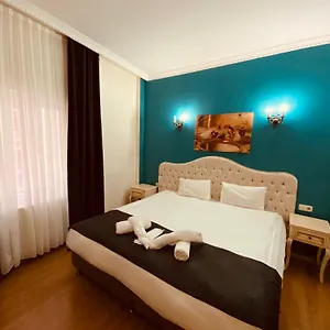 Adora Cafe & Restaurant Isztambul