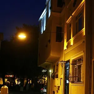 Uyar Apt Apartment