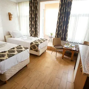 Gold Rose Apart Apartment